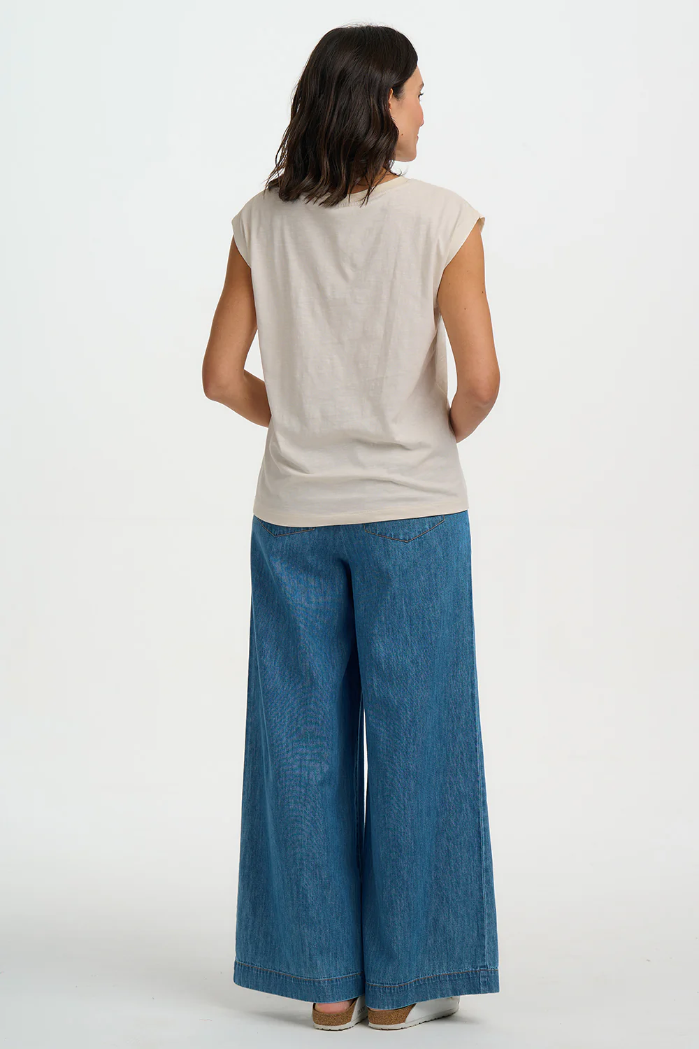 Chrissy Relaxed Tank T-Shirt - Off White, Rainbow Rays - Image 5