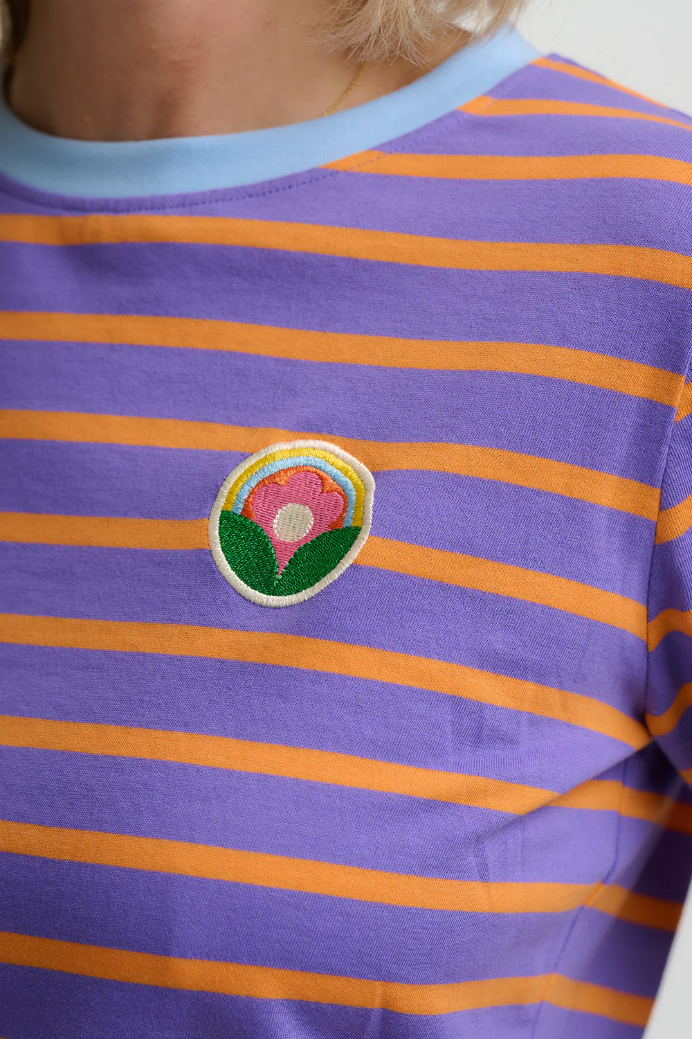 Maggie T-Shirt - Mauve/Orange, Daisy Badge - Image 2