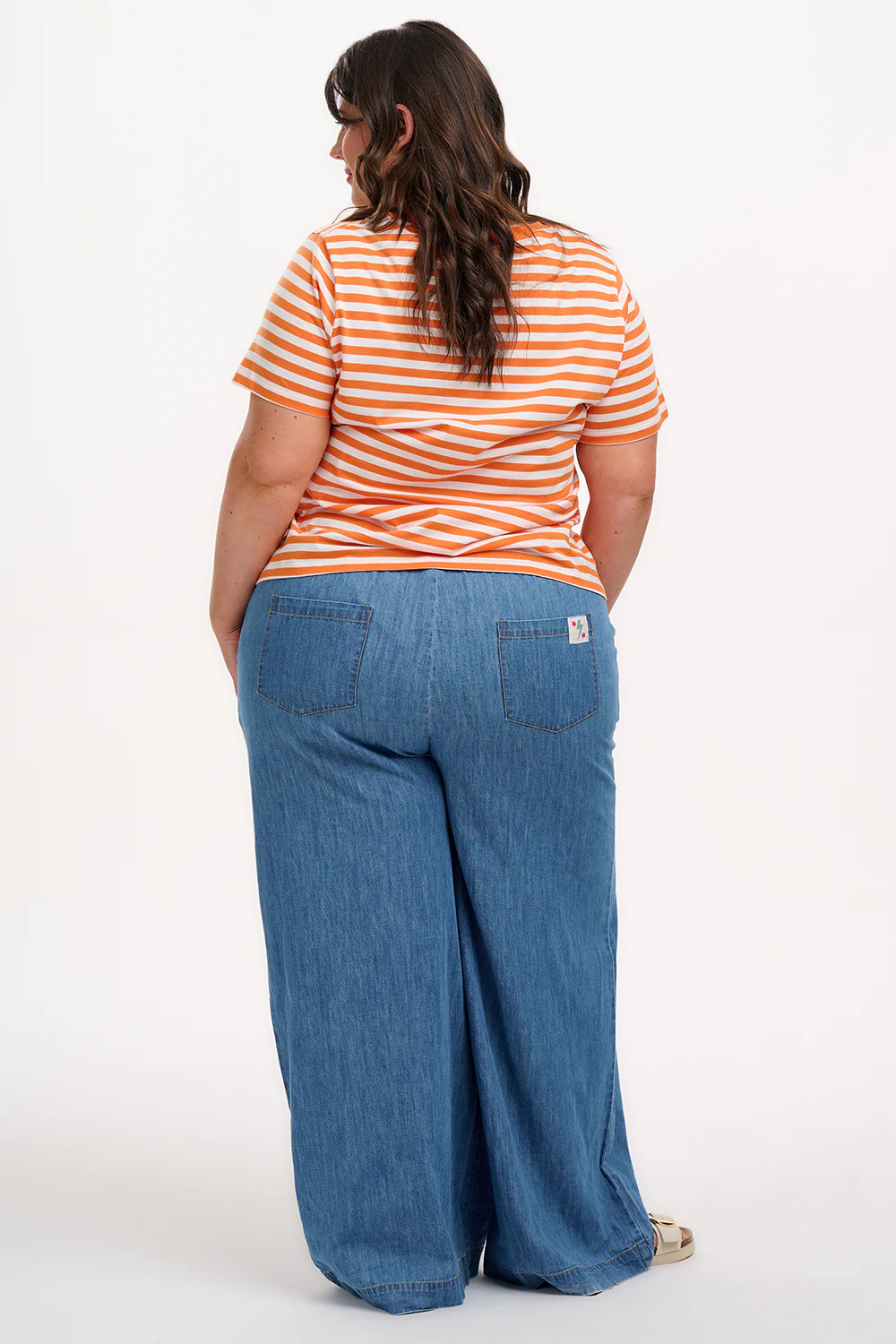 Maggie T-shirt - Off-White/Orange, Stripy Parrot - Image 7