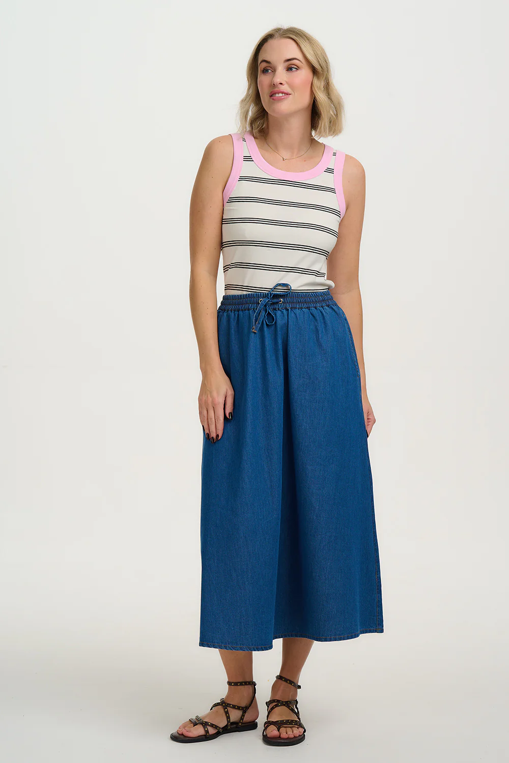 Tori Fitted Vest Top - Off White/Black - Image 4